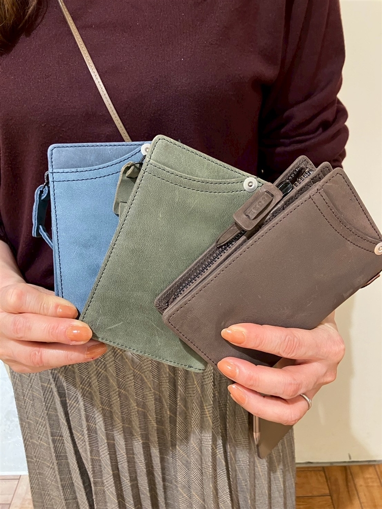 【CORBO/コルボ】 オイルレザーミドルウォレット