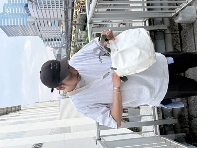 ころんとしたフォルムがたまらない‼︎【キャンバスバルーントートキャンバスバルーントート】👜🤍