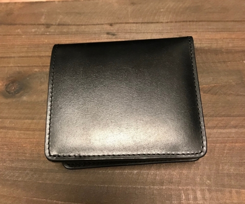 【SLOW】スタッフ使用のミニ財布