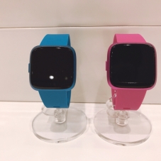 健康生活をサポートしてくれる腕時計、Fitbit （フィットビット） 